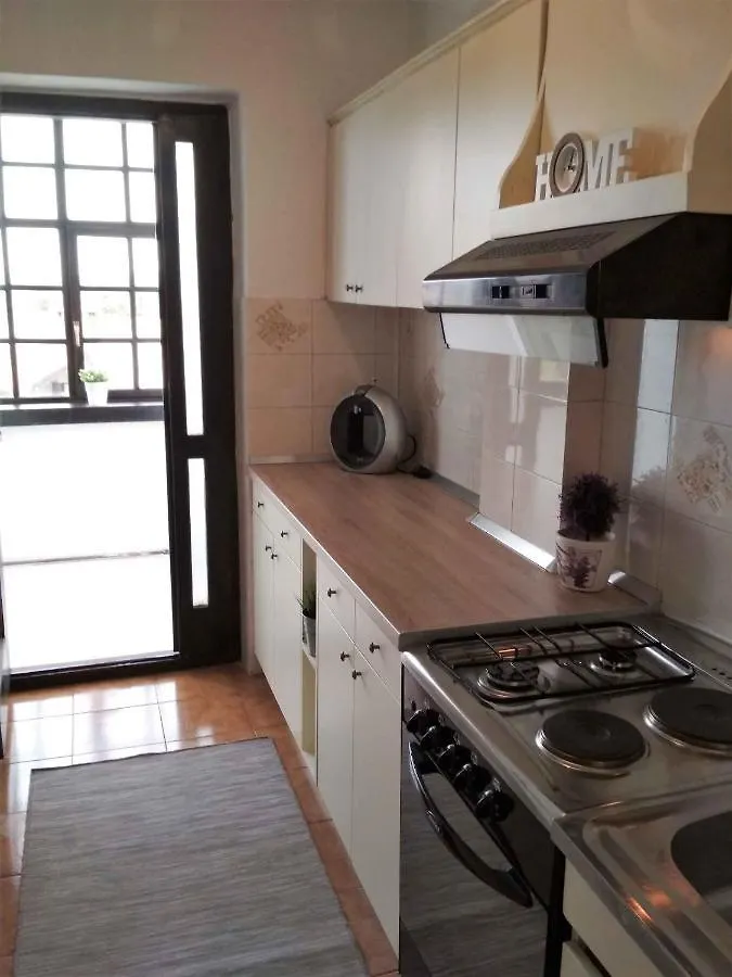 Apartment In Porec/Istrien 33042  Porec